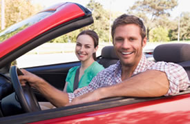 Couple with car insurance in Tennessee